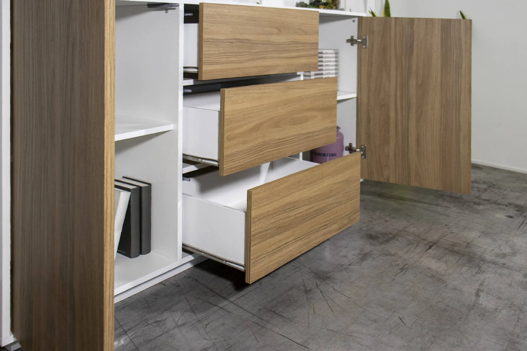 Credenza Aysha, cm 160x41h86, Bianco lucido e Noce<Dmora Flash Sale