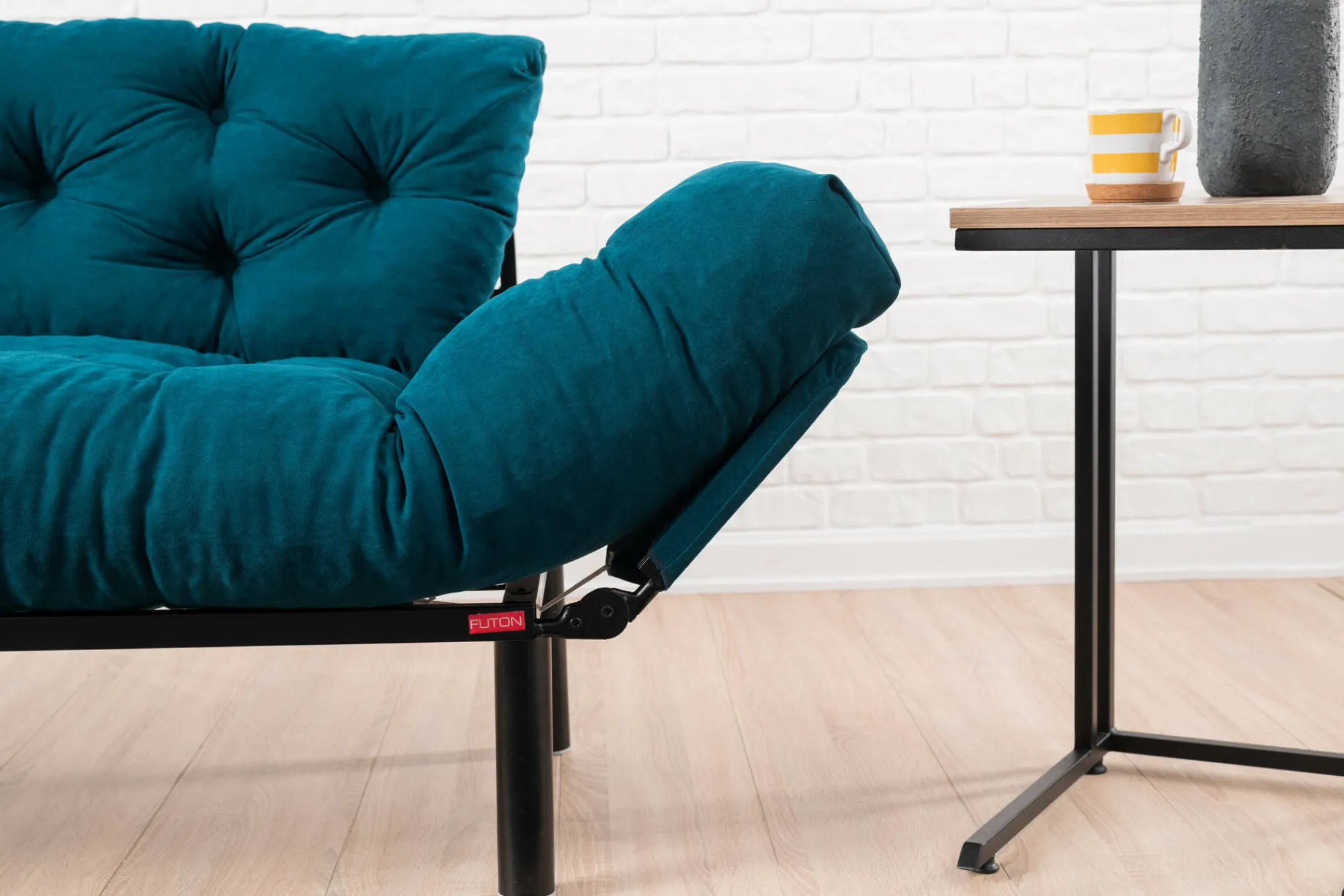 Divano letto 2 posti Guchol, 155x70 h85 cm,<Dmora Shop