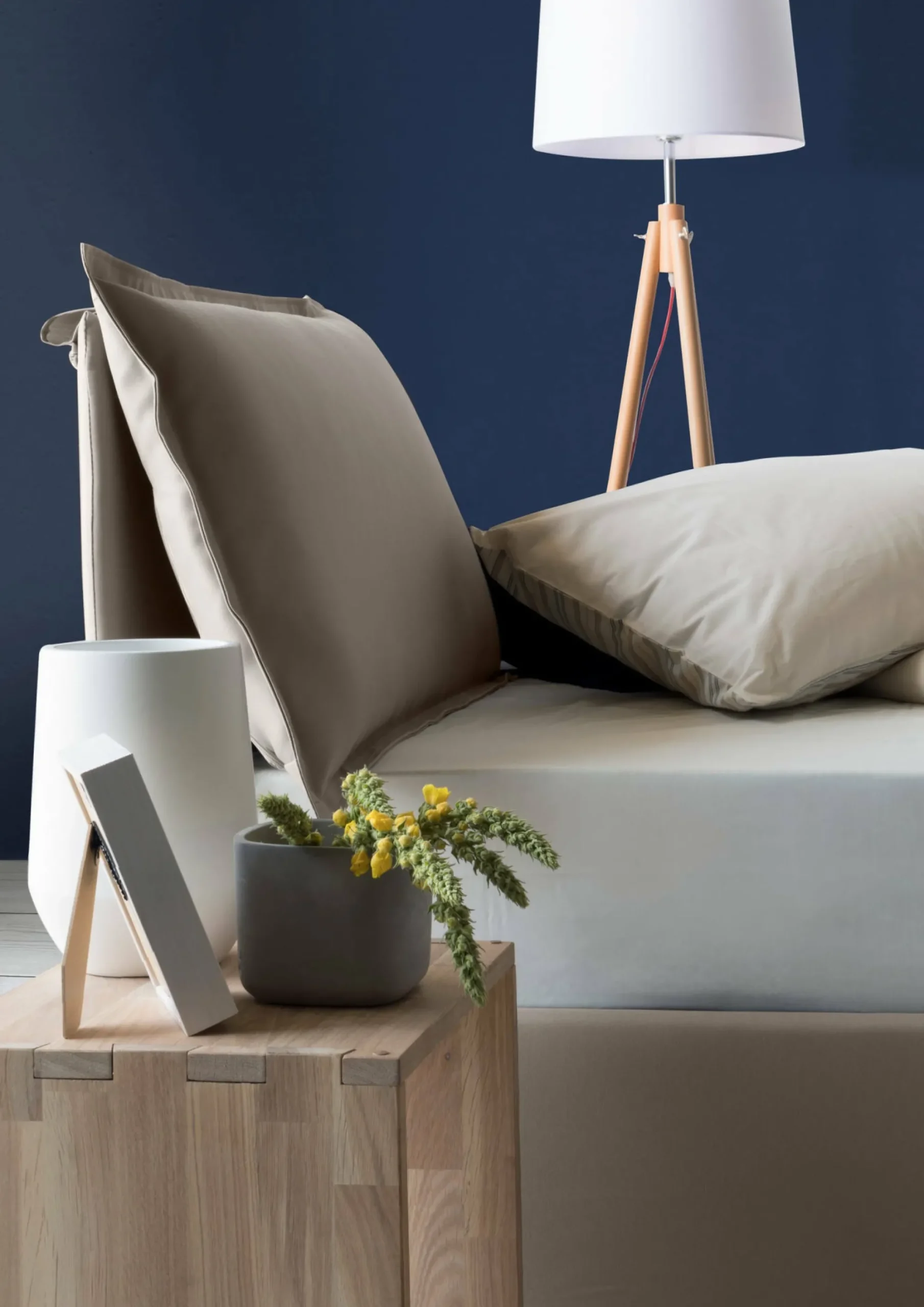 Letto singolo Dloset, con materasso Cm 90x190 incluso,<Dmora Hot