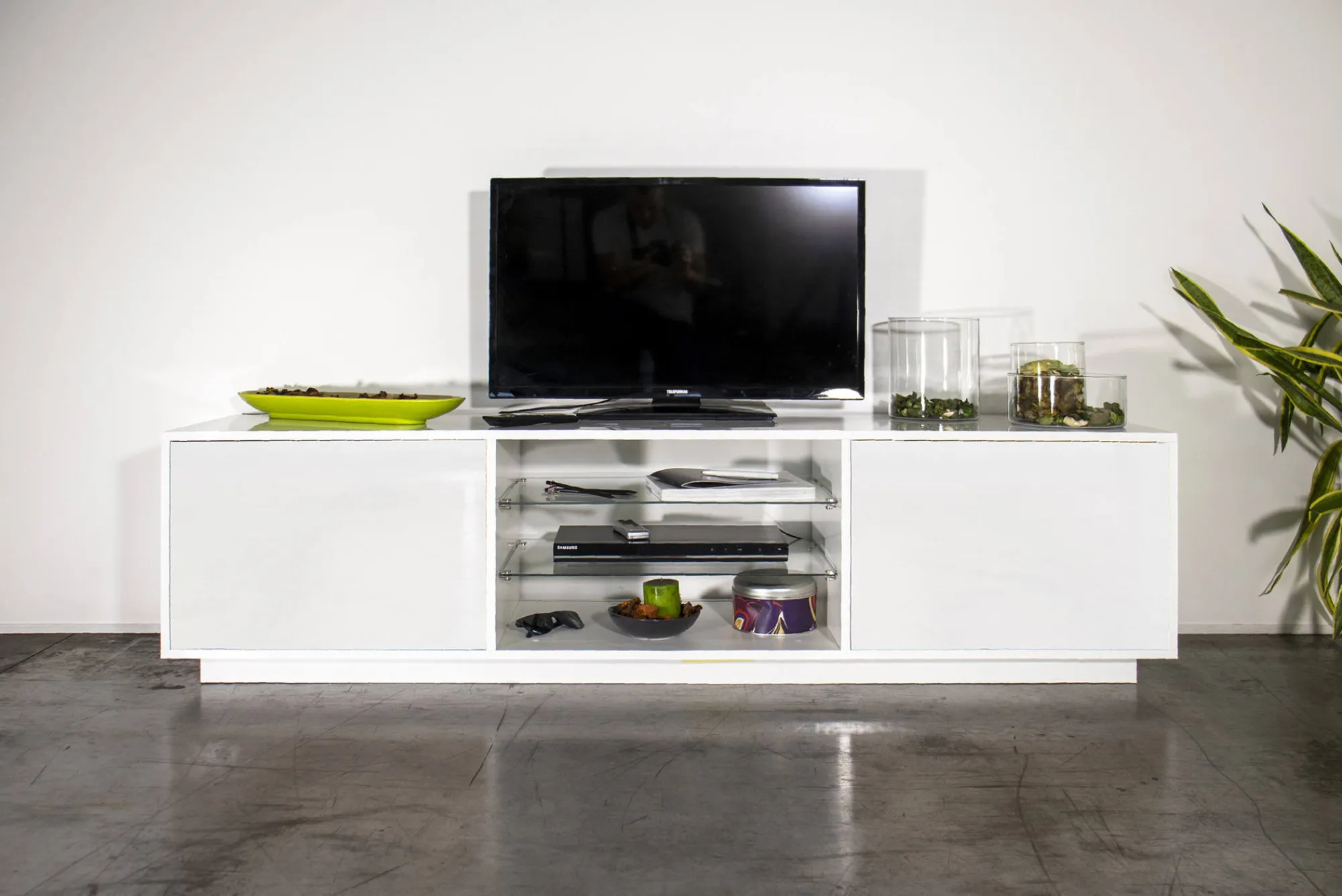 Mobile porta TV Lola, cm 180x41h46,<Dmora Clearance