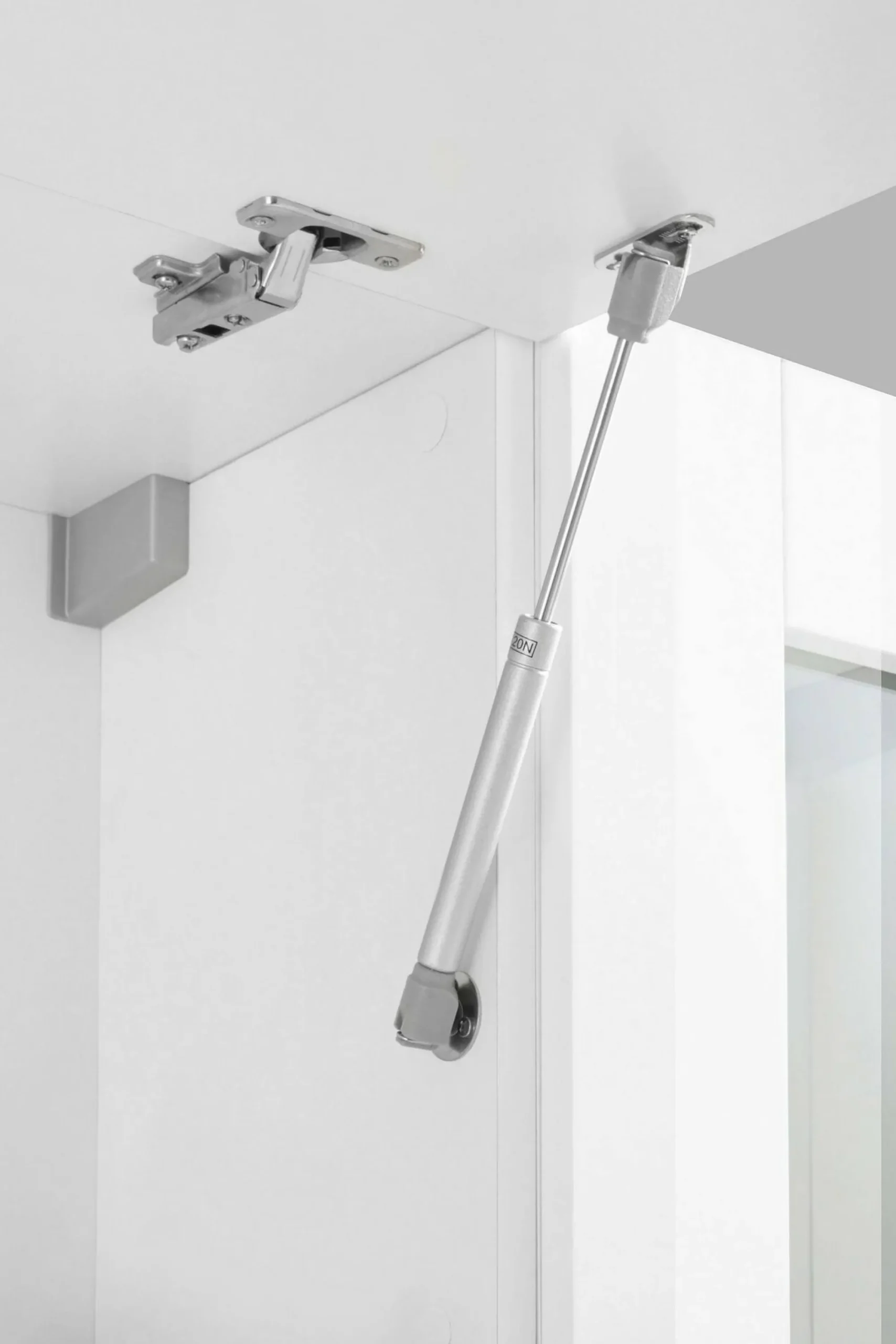 Parete attrezzata Amel, , con luce LED blu ed una vetrina<Dmora Online