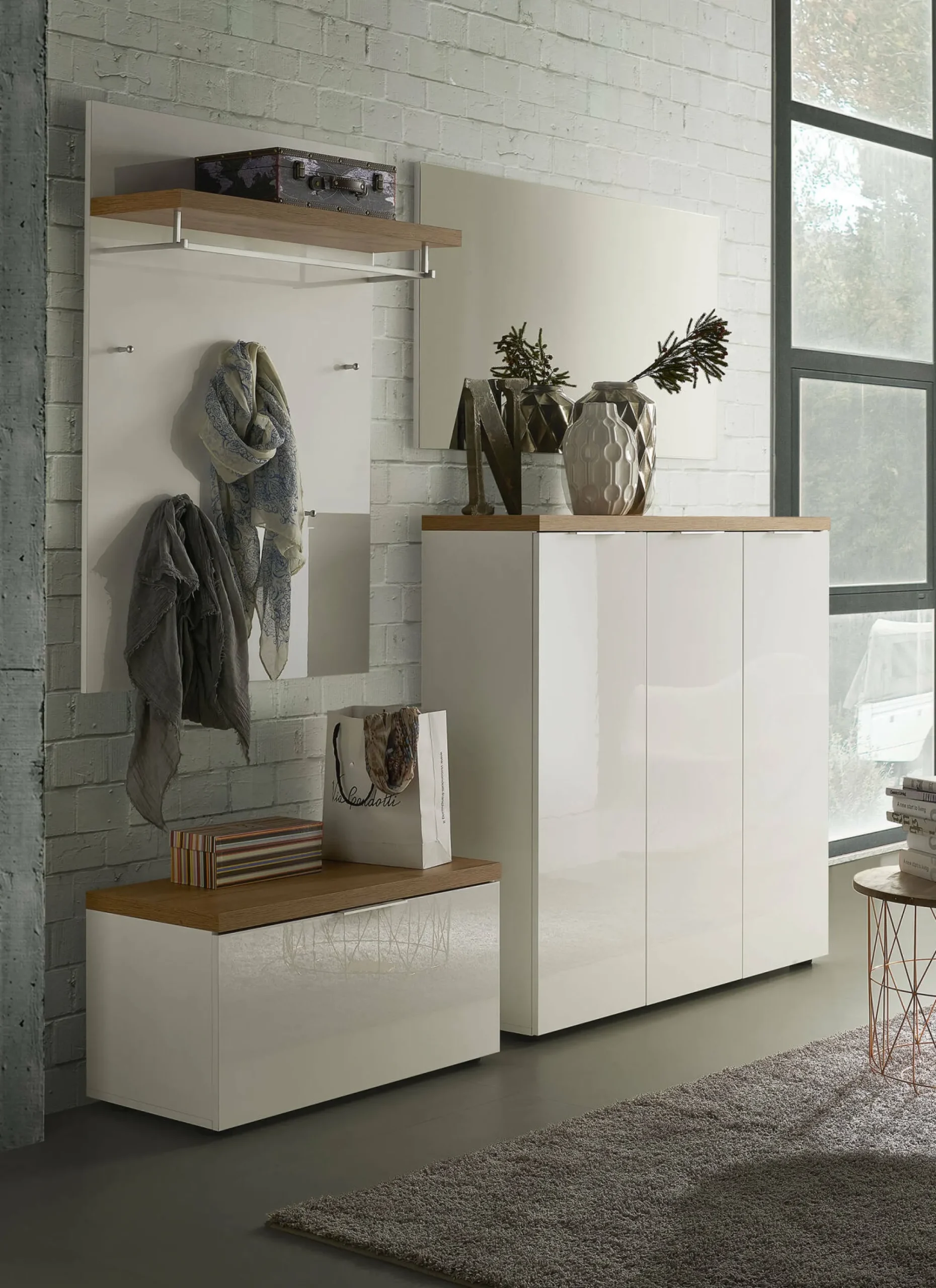 Scarpiera Aspidistra, 122x34h115 cm, Bianco lucido e Rovere<Dmora Shop