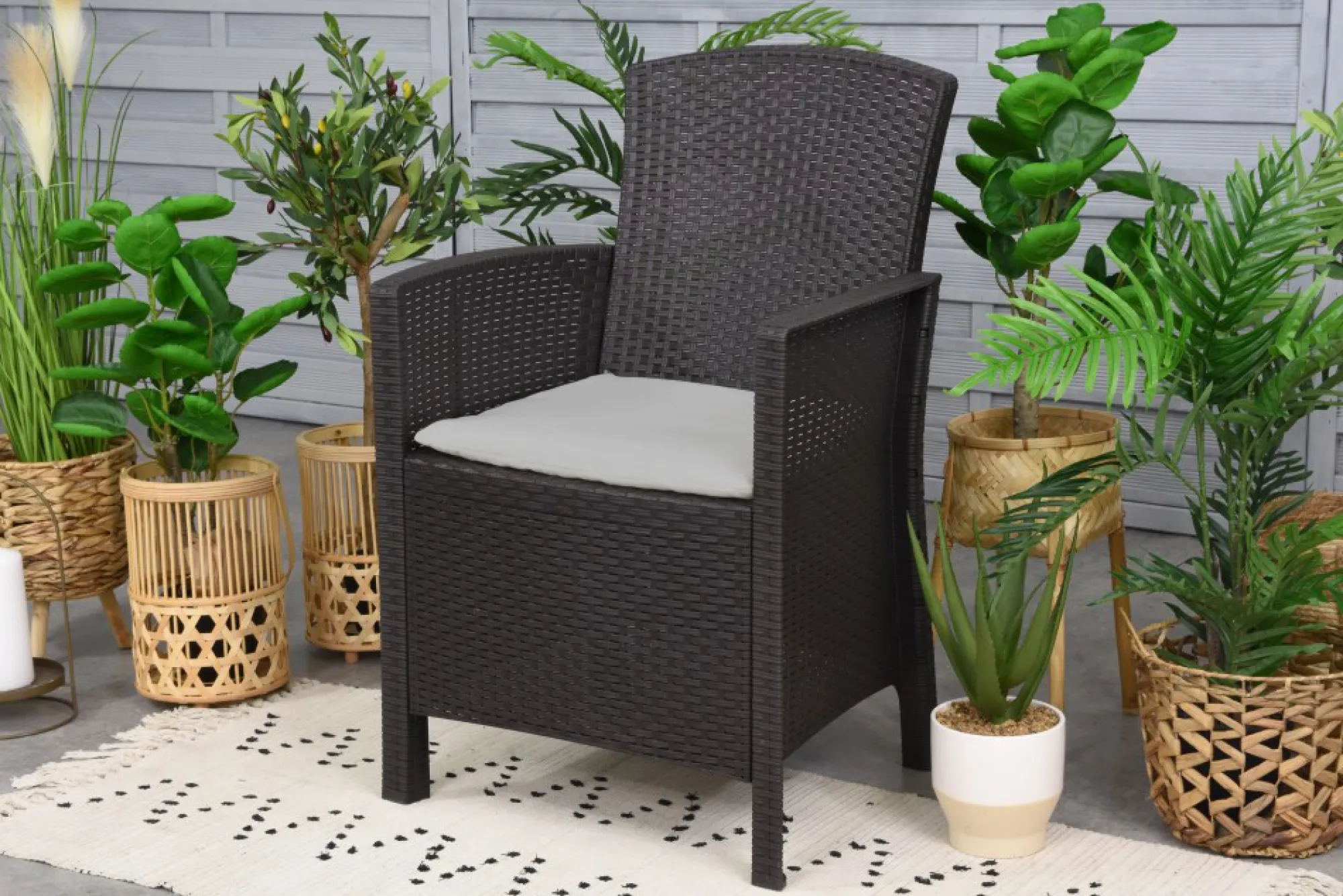 Set salotto da esterno Asiak, 100% Made in Italy,<Dmora Flash Sale