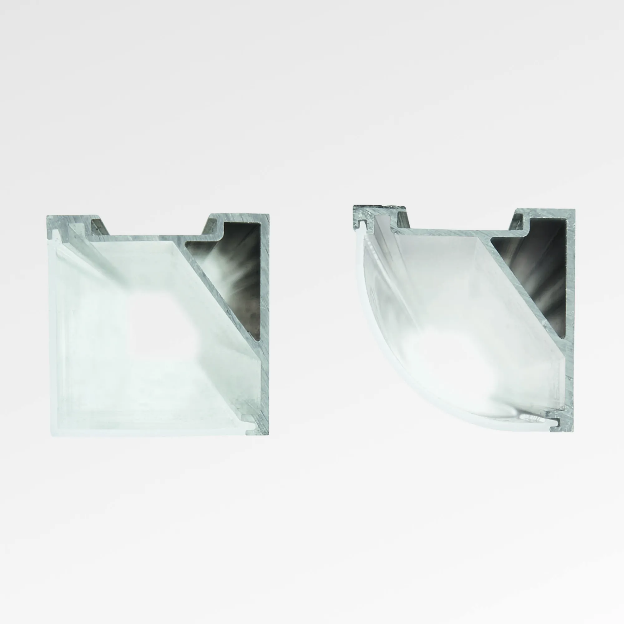 Striscia Led SLOT ANG TONDO D16xD18 3000 mm WH, 300 x 2 x h2 cm,<Dmora Sale